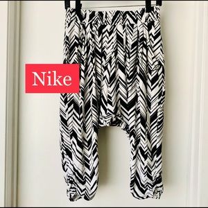 Nike “Freeze Frame” Avant Dry Fit Capri Harem Pant